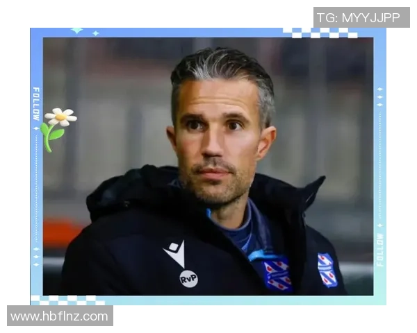 足球明星范佩西图片